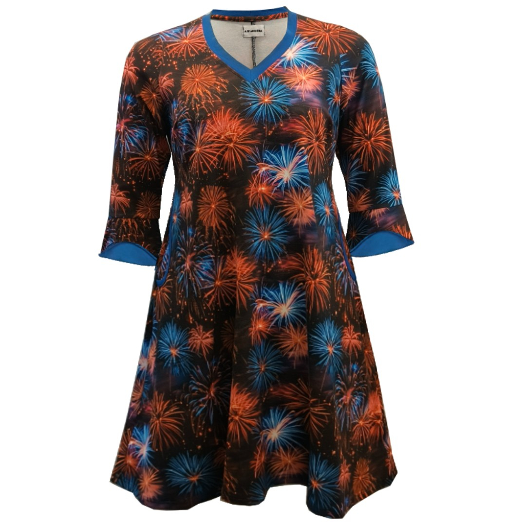 Fyrværkeri prints A-formet plus size kjole - Tulla Fireworks