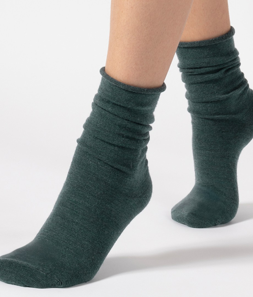 Aoraki Merino Wool Petrol - Petroleumsblå uld strømper fra Cette