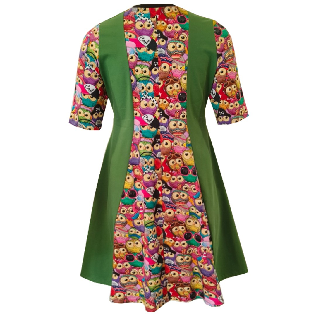 Meika Cool Owl - A-formet plus size kjole med paneler fra Amamiko