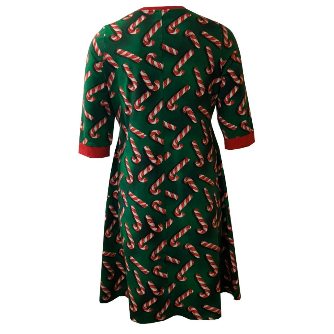 A-formet plus size julekjole - Toya Candy Cane