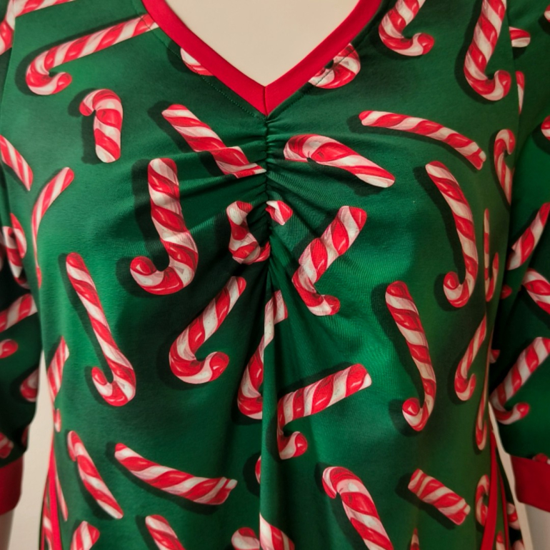 A-formet plus size julekjole - Toya Candy Cane