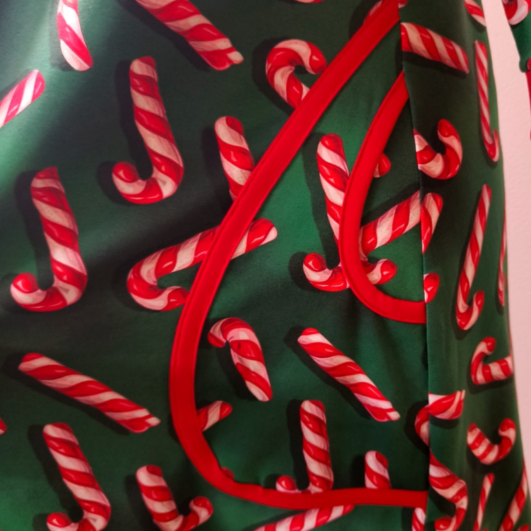 A-formet plus size julekjole - Toya Candy Cane