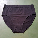 Sorte sømløse plus size trusser i bambus - 530 fra Festival