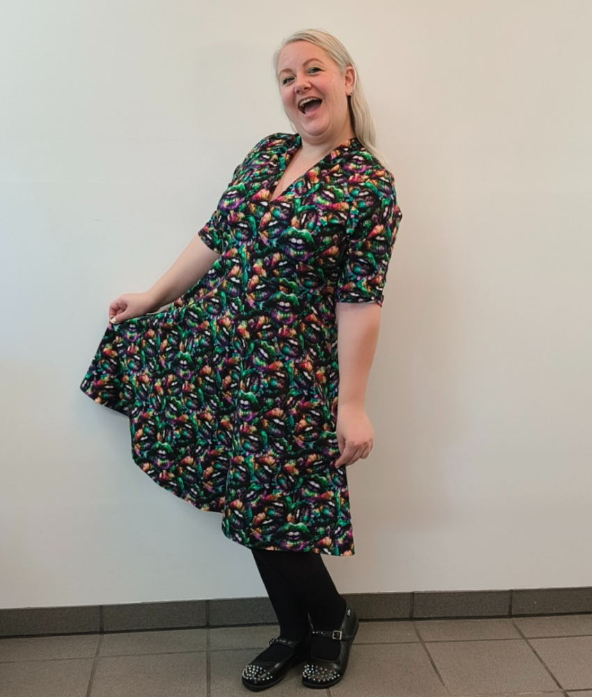 Plus size kjole - Takasaki Poison Kiss fra Amamiko