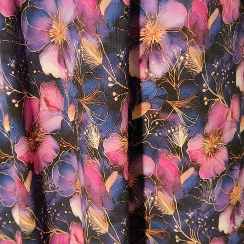 Plus size kjole - Tokyo Purple and Gold Flower fra Amamiko.