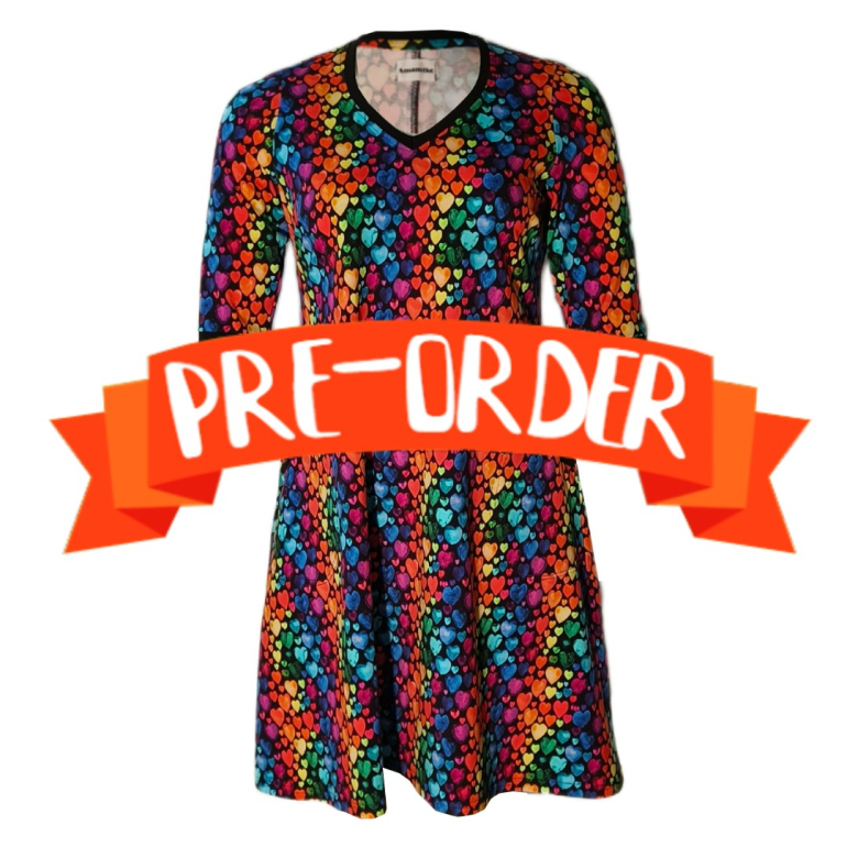 Plus size kjole - Tulla Colorful Love fra Amamiko