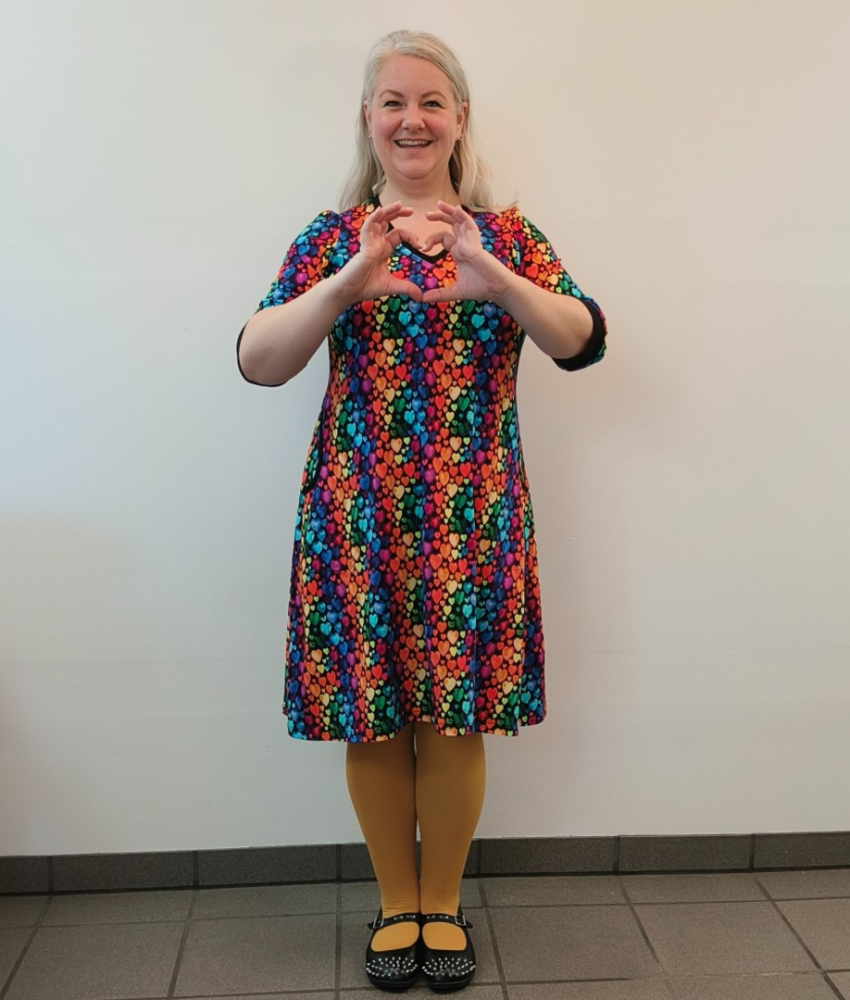 Plus size kjole - Tulla Colorful Love fra Amamiko