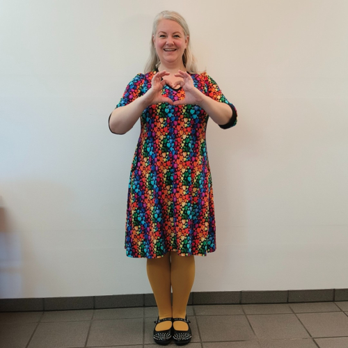 Plus size kjole - Tulla Colorful Love fra Amamiko