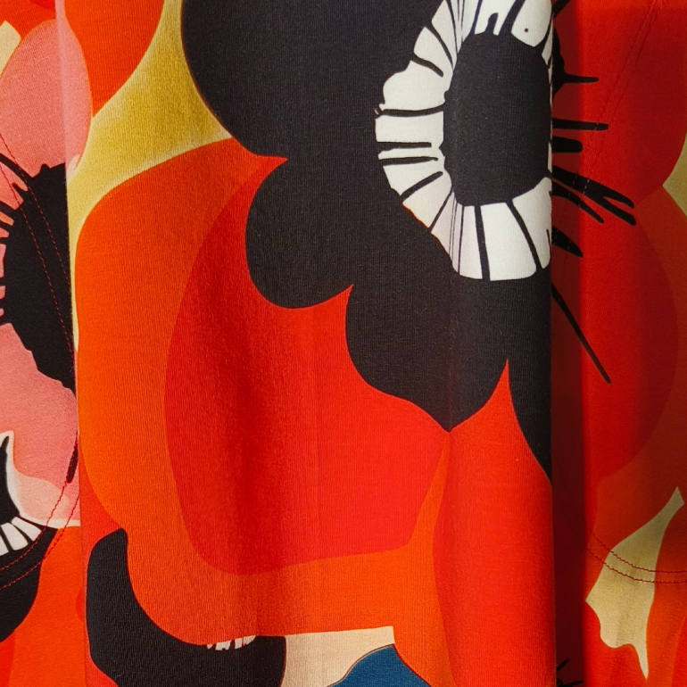 Plus size kjole - Tulla Giant Puppy fra Amamiko