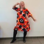 Plus size kjole - Tulla Giant Poppy fra Amamiko