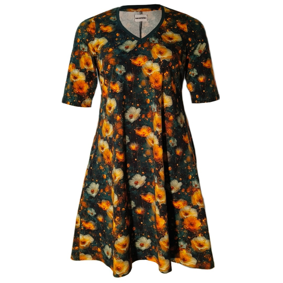 Plus size kjole - Tulla Yellow Flower fra Amamiko