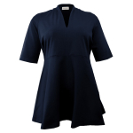 Sendai Navy. Plus size peplum bluse fra Amamiko