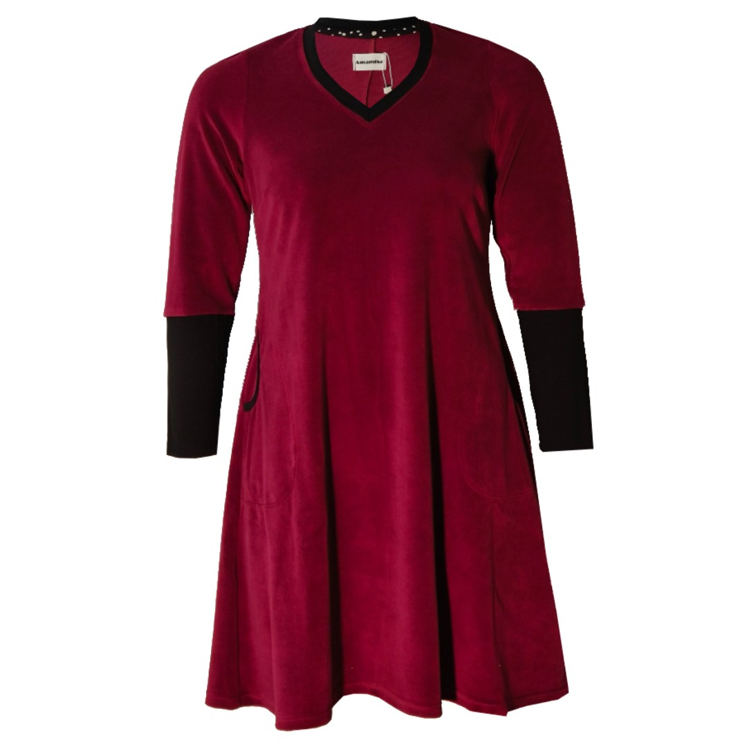 Plus size kjole Tulla Bordeaux Velvet fra Amamiko