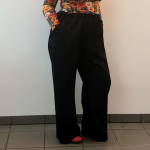 Løstsiddende bukser med regulerbar talje - Black