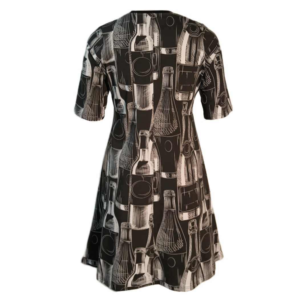 Tulla Kjole - Wine o'clock. A-formet kjole fra Amamiko