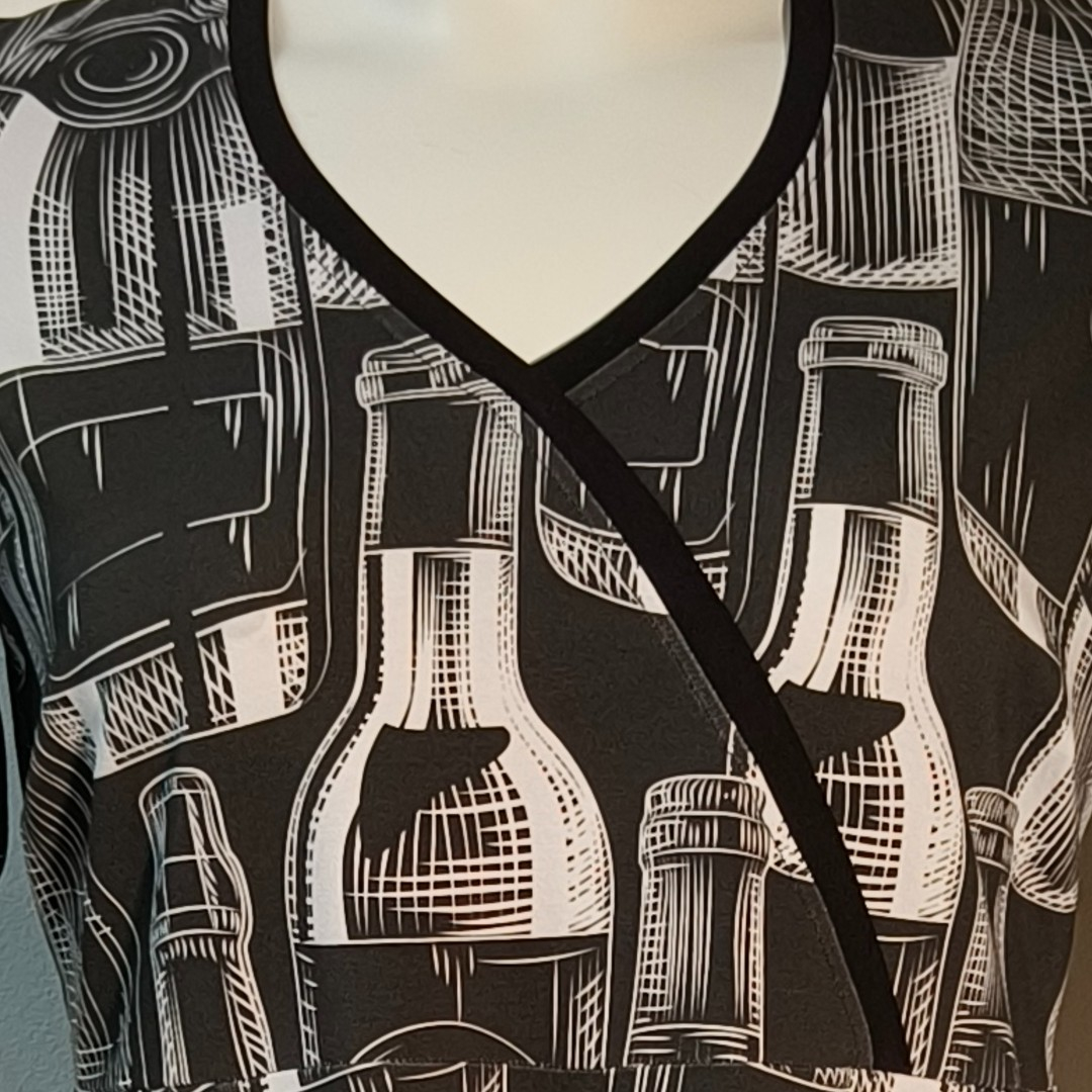 Bika Kjole - Wine o'clock. Kjole med empiresnit fra Amamiko 