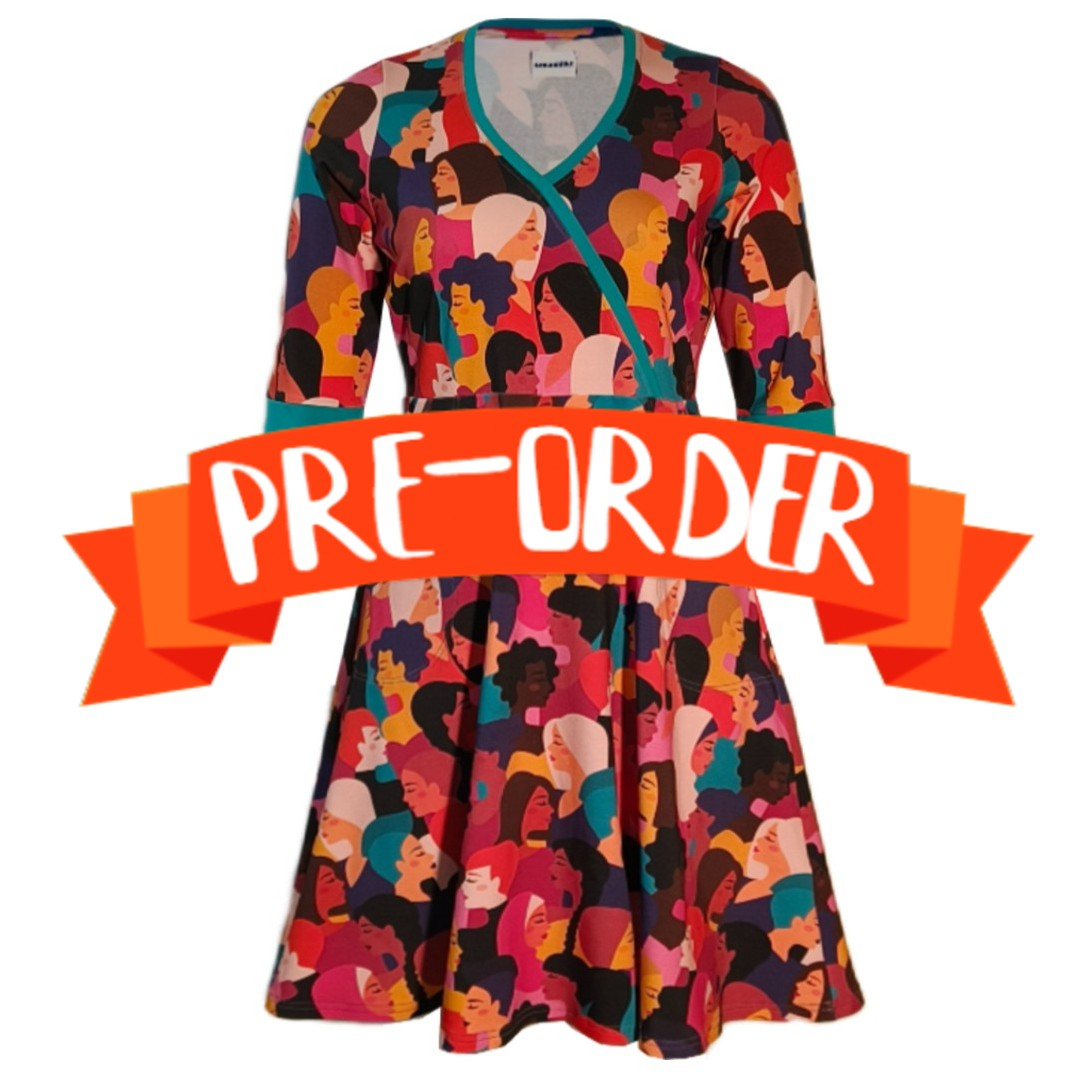 Bika Kjole - Diversity. Kjole med empiresnit fra Amamiko 