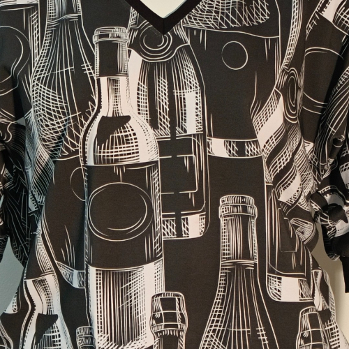 Botan Bluse - Wine o'clock. Løstsiddende plus size bluse fra Amamiko