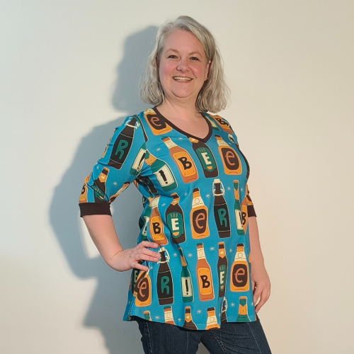 Sakura Bluse - Beer Me!. Bluse med A-form fra Amamiko