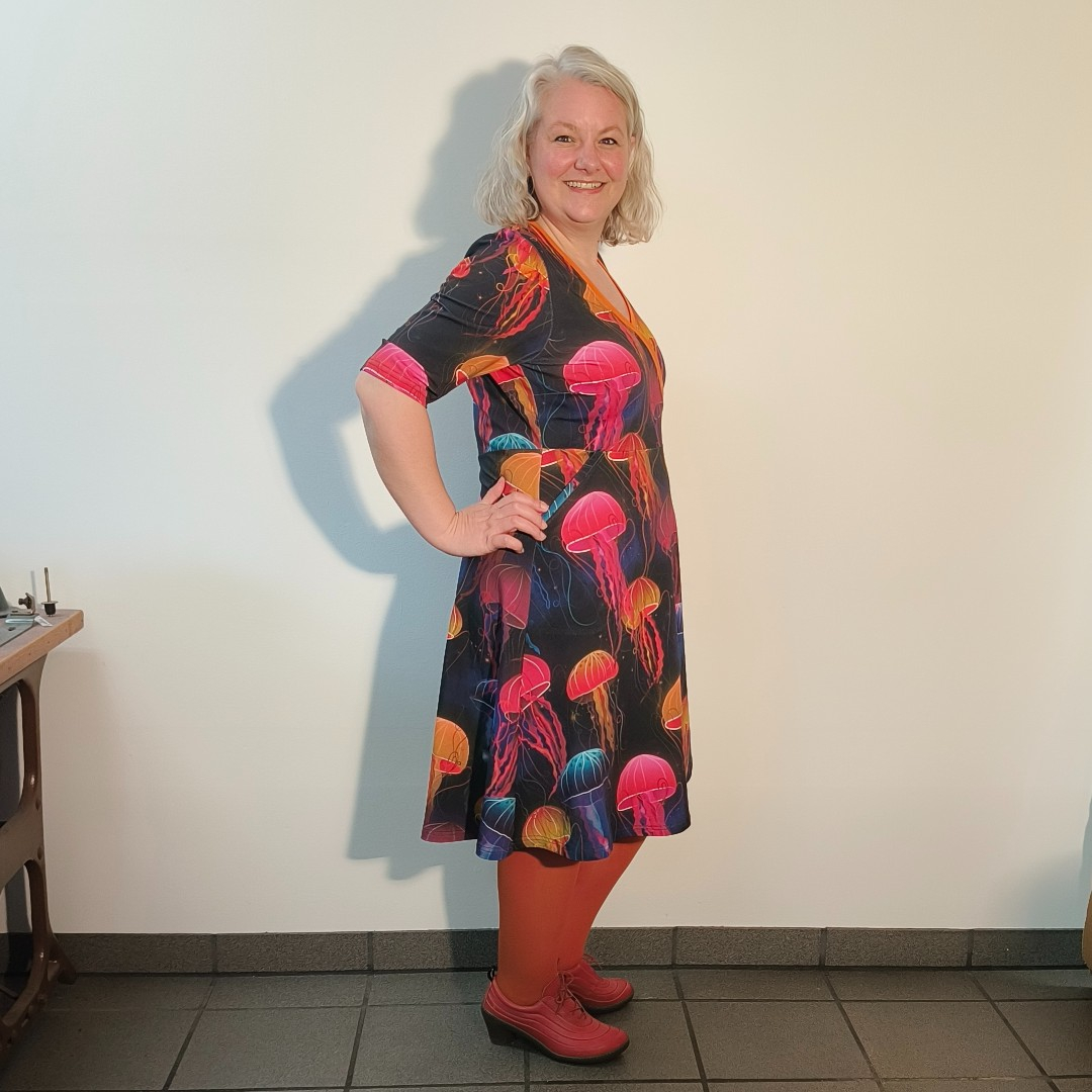 Bika Kjole - Jellyfish. Kjole med empiresnit fra Amamiko