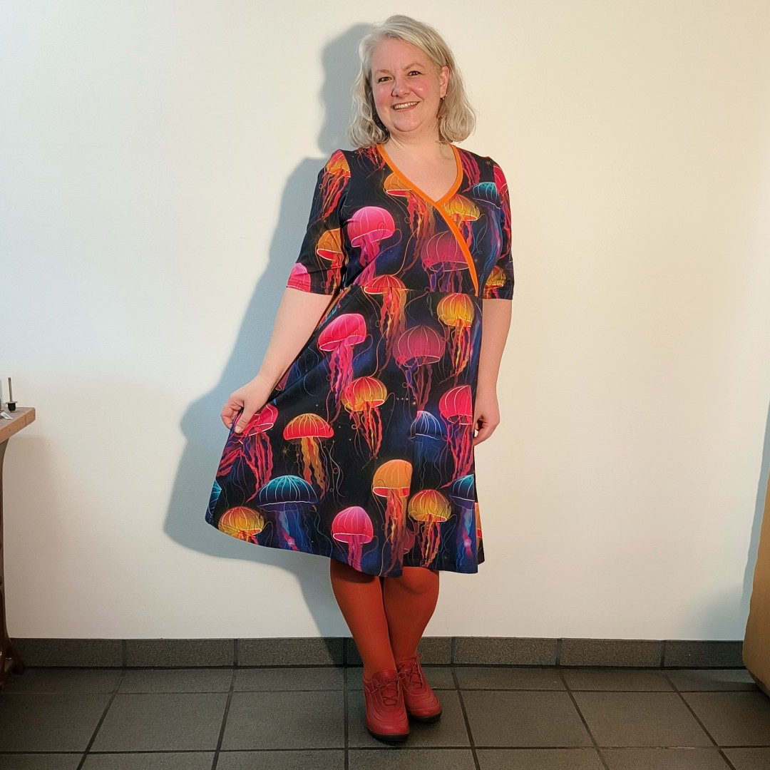 Bika Kjole - Jellyfish. Kjole med empiresnit fra Amamiko