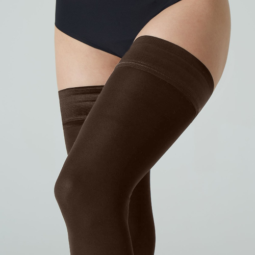 Brune selvsiddende Plus Size strømper - Helsinki 60 denier