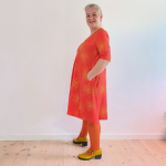 Emi Orange Dream – Kjolen der fremhæver dine bedste sider