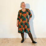 A-formet efterårskjole med dybe lommer fra Amamiko